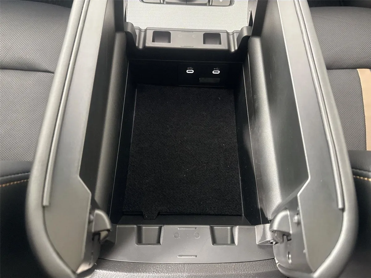 2025 Mazda CX-90 PHEV Premium Plus Package thumbnail 37