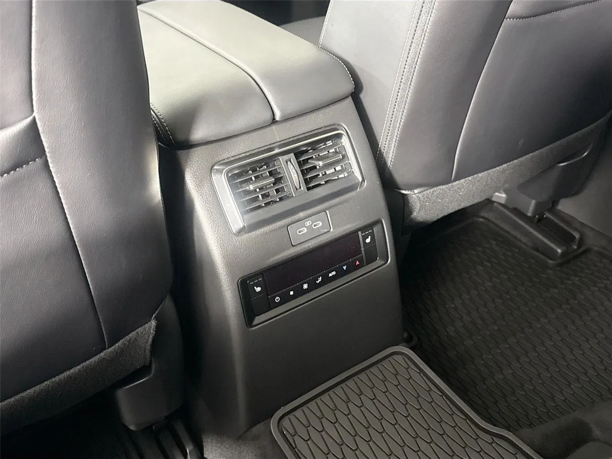 2025 Mazda CX-90 PHEV Premium Plus Package thumbnail 39