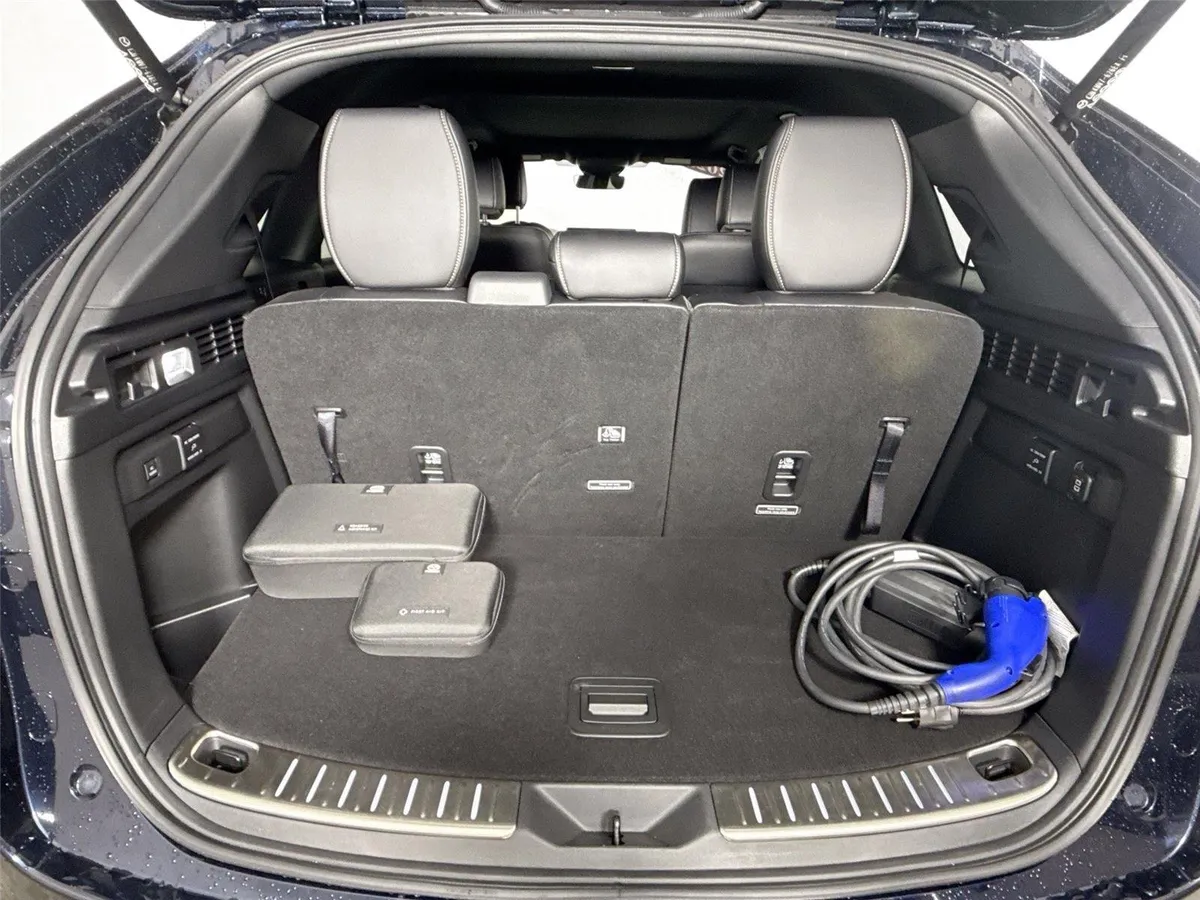 2025 Mazda CX-90 PHEV Premium Plus Package thumbnail 42
