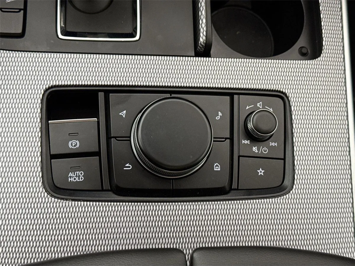 2025 Mazda CX-90 PHEV Premium Sport thumbnail 29