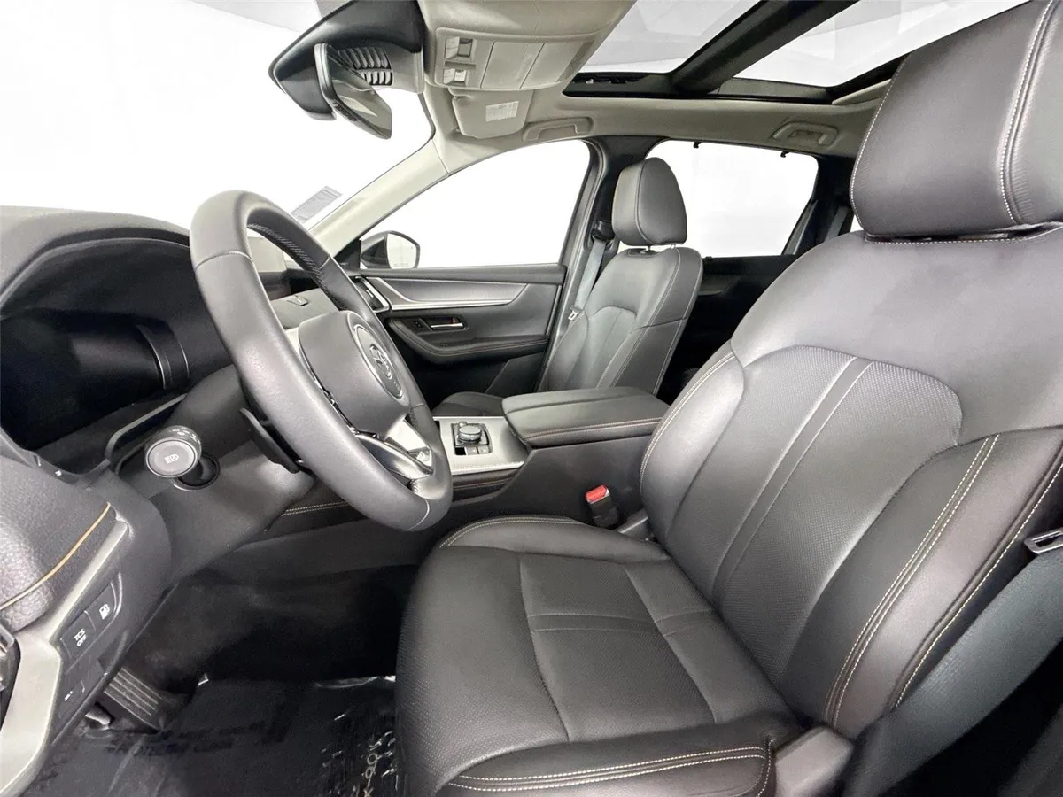 2025 Mazda CX-90 PHEV Premium Sport thumbnail 3