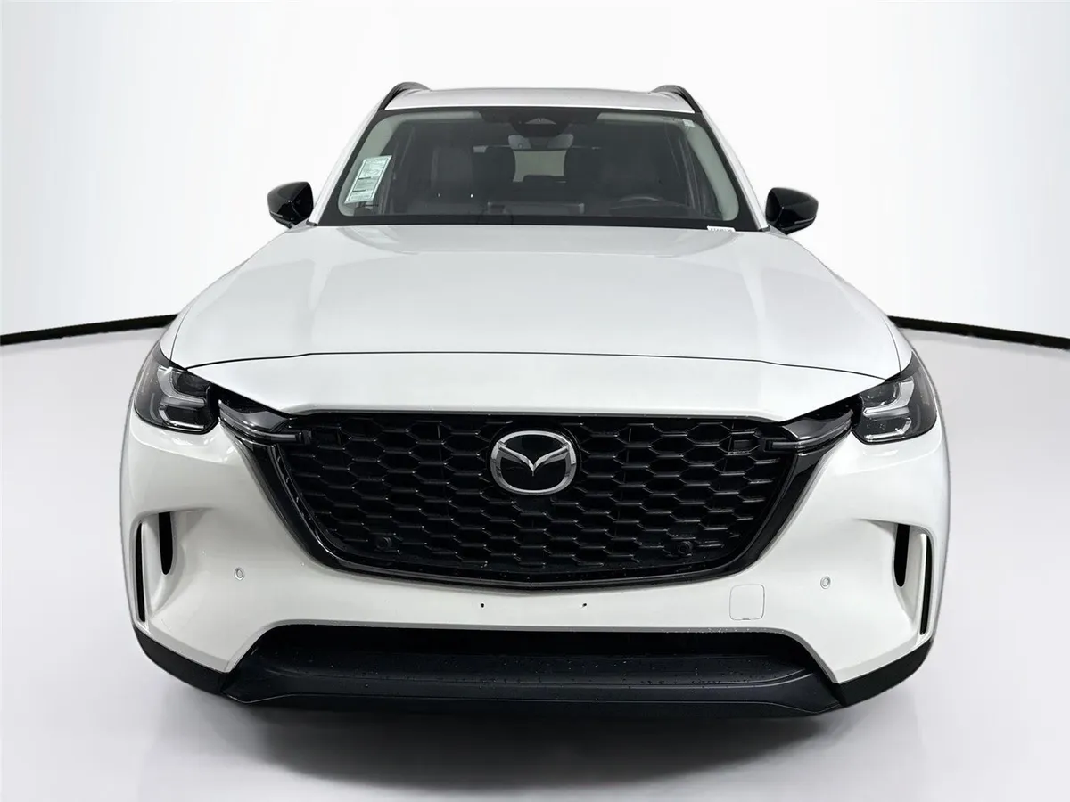 2025 Mazda CX-90 PHEV Premium Sport thumbnail 9
