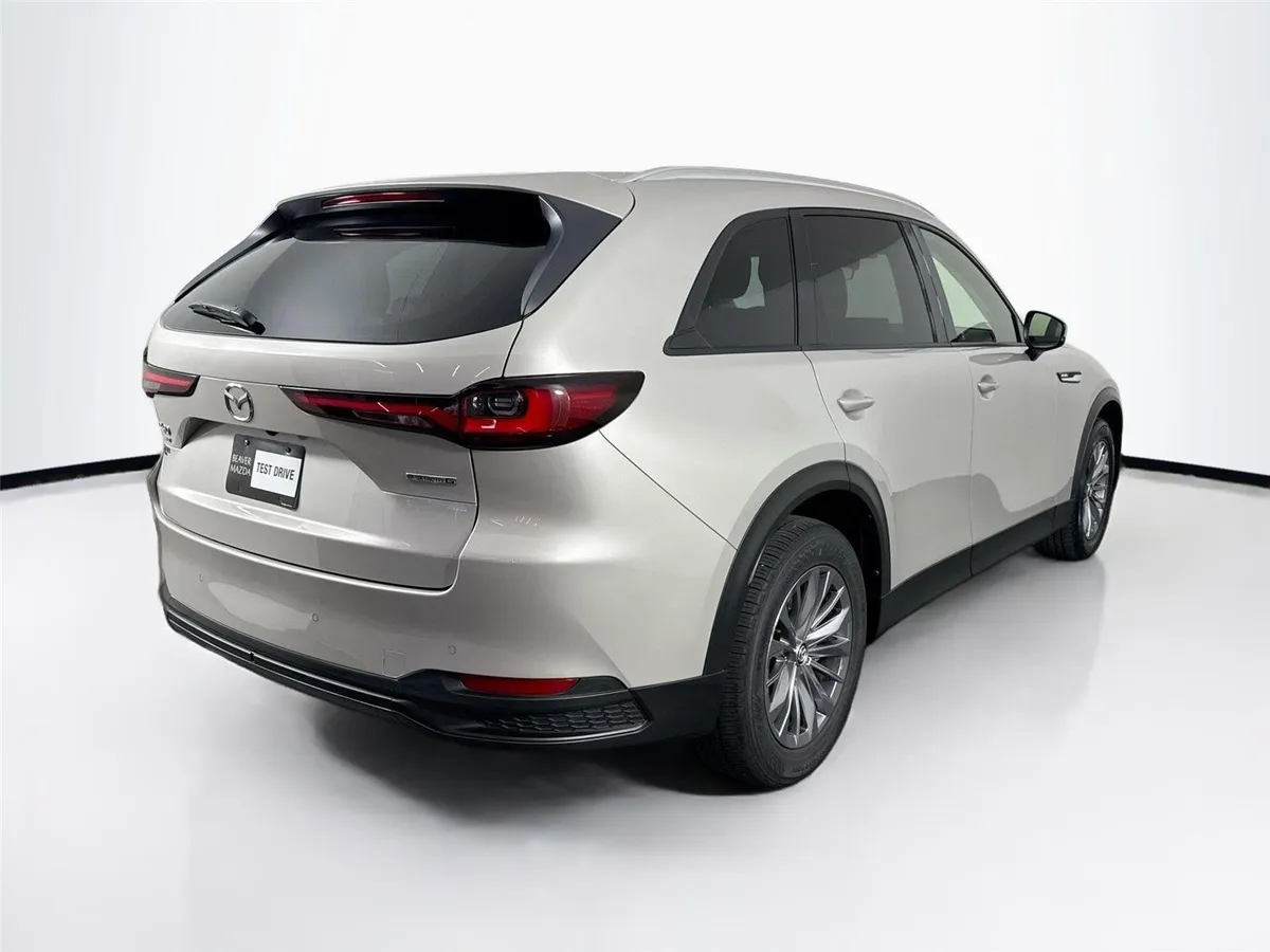 2025 Mazda CX-90 Preferred Package thumbnail 2