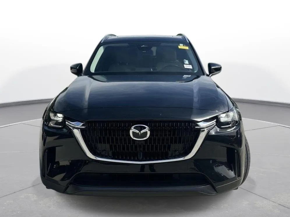 2025 Mazda CX-90 Preferred Package thumbnail 3