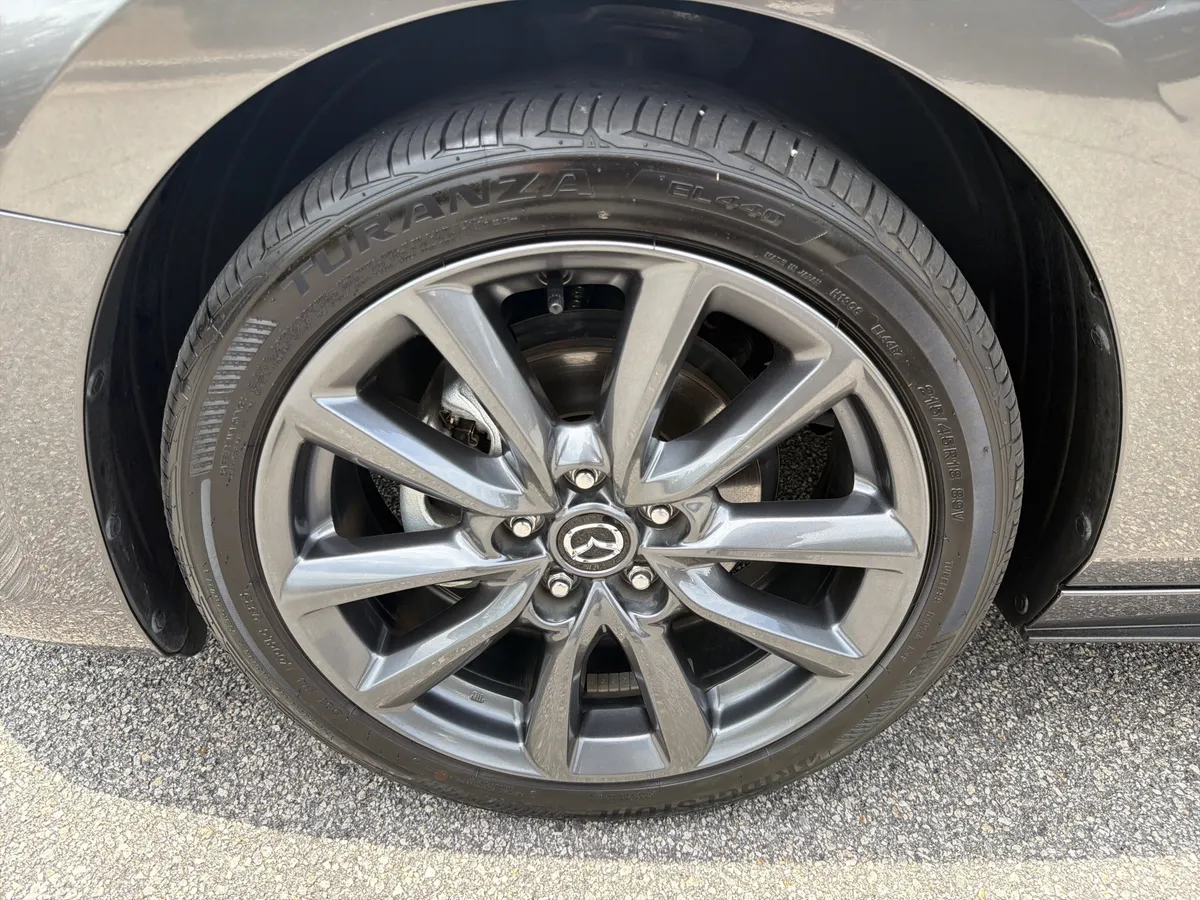 2025 Mazda Mazda3 2.5 S Preferred Package thumbnail 21