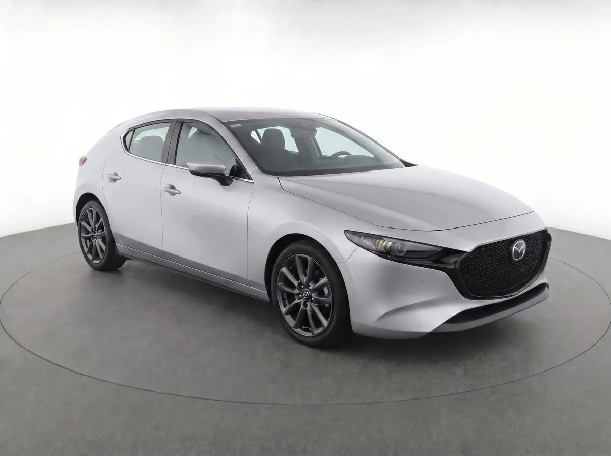 2025 Mazda Mazda3 Hatchback 2.5 S Select Sport thumbnail 2