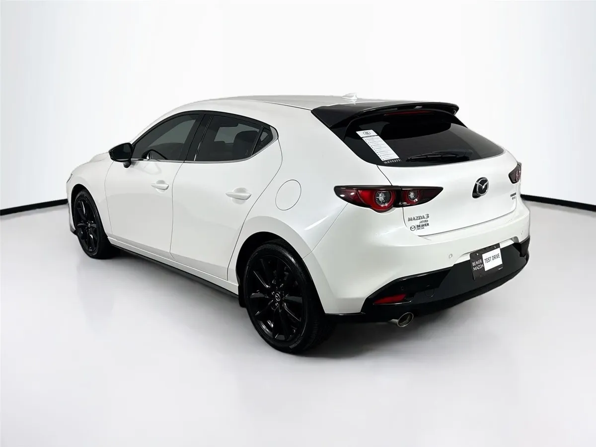 2025 Mazda Mazda3 Hatchback 2.5 Turbo Premium Plus thumbnail 13
