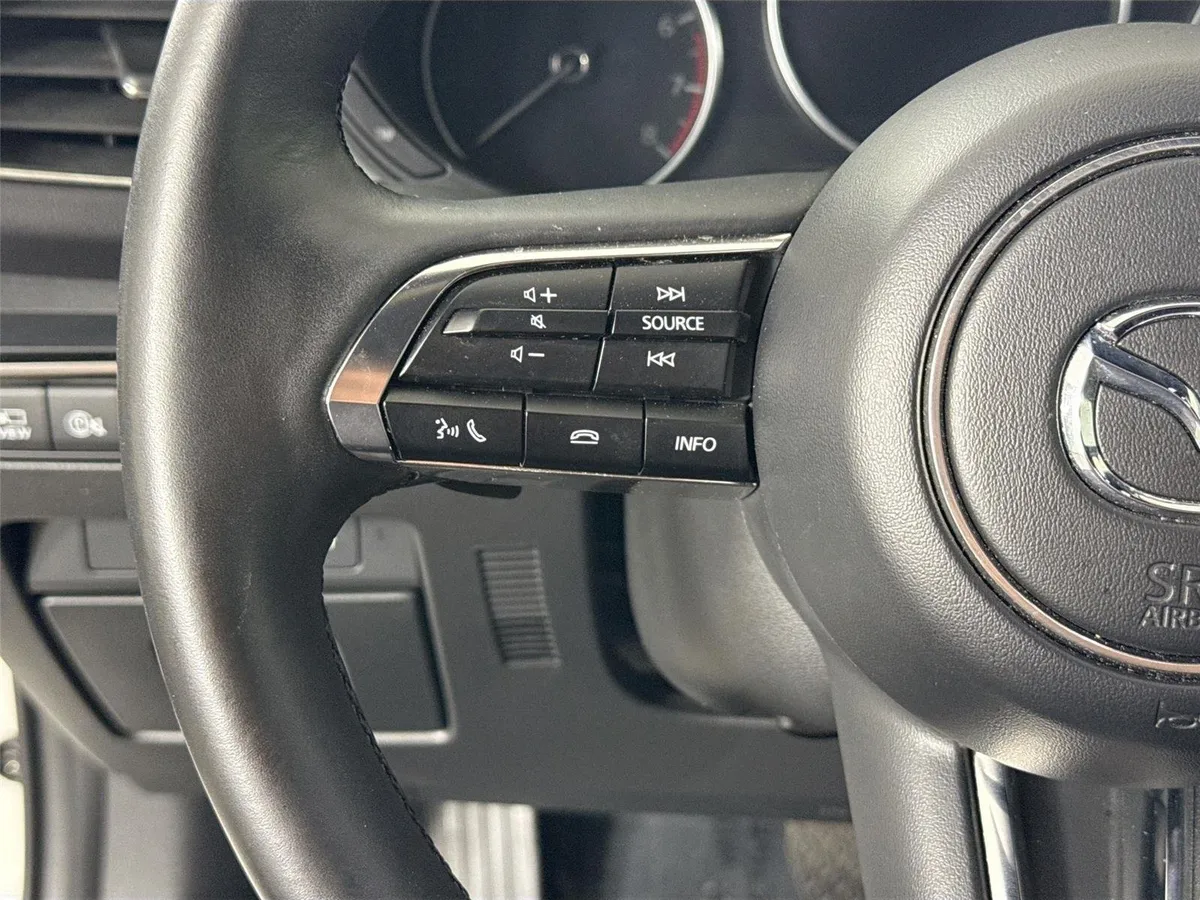 2025 Mazda Mazda3 Hatchback 2.5 Turbo Premium Plus thumbnail 18