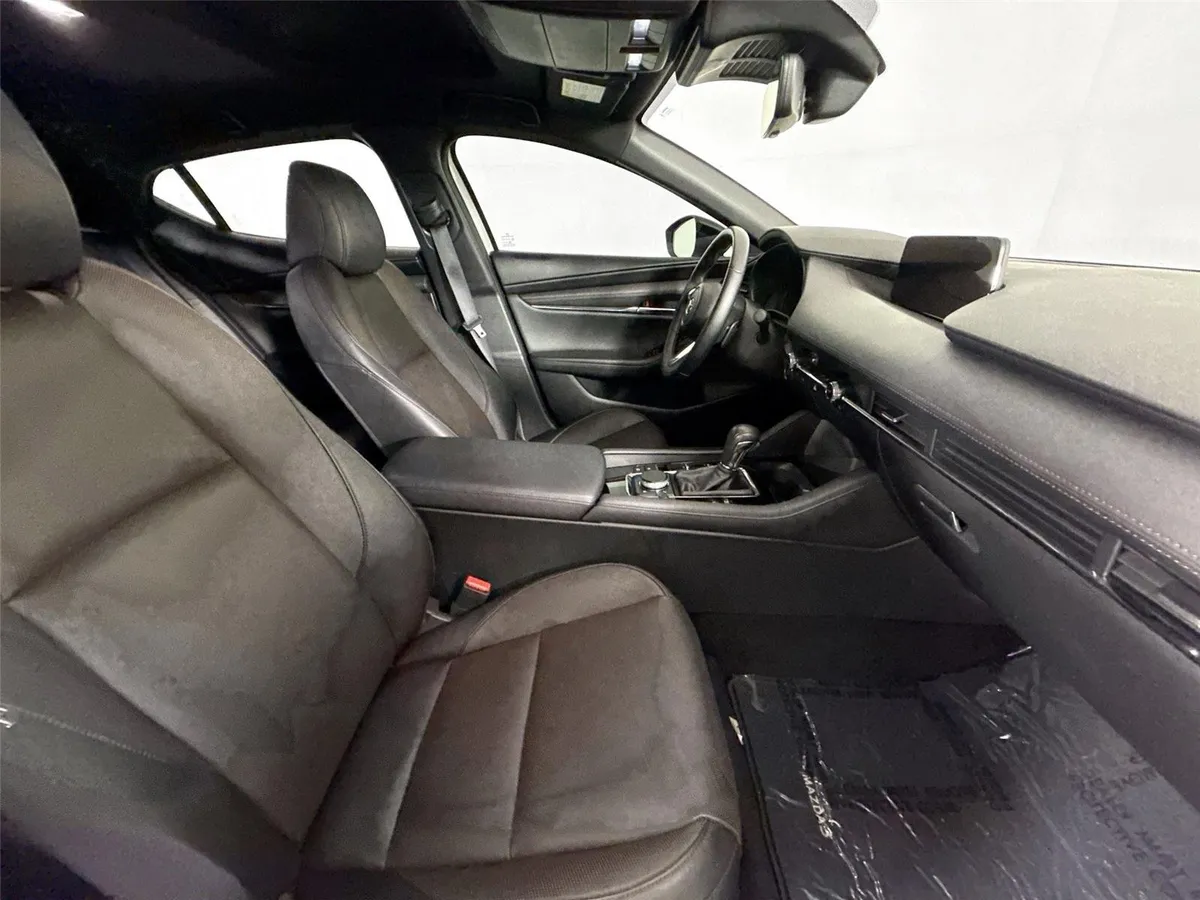 2025 Mazda Mazda3 Hatchback 2.5 Turbo Premium Plus thumbnail 43