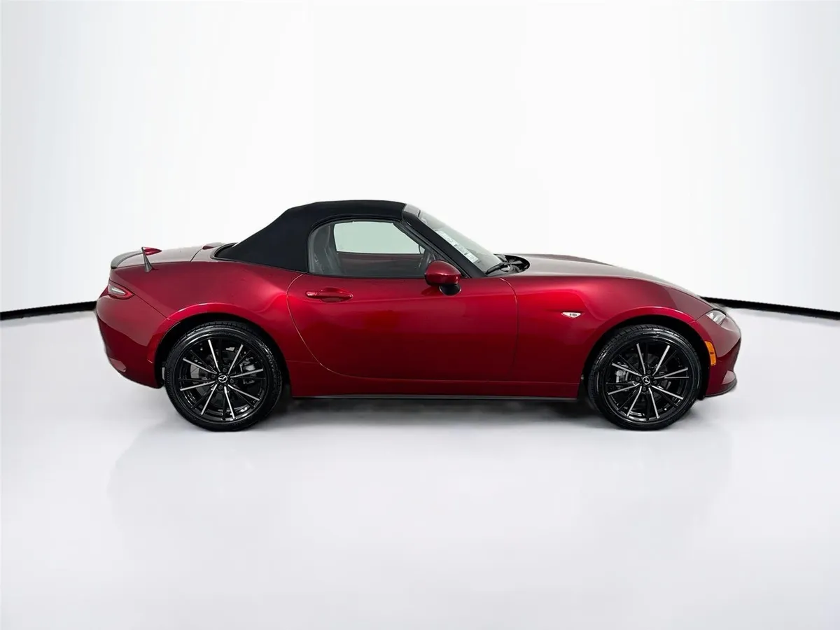 2025 Mazda MX-5 Miata Grand Touring thumbnail 11