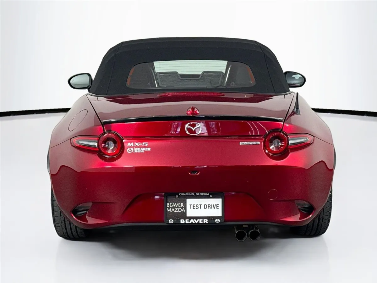 2025 Mazda MX-5 Miata Grand Touring thumbnail 12
