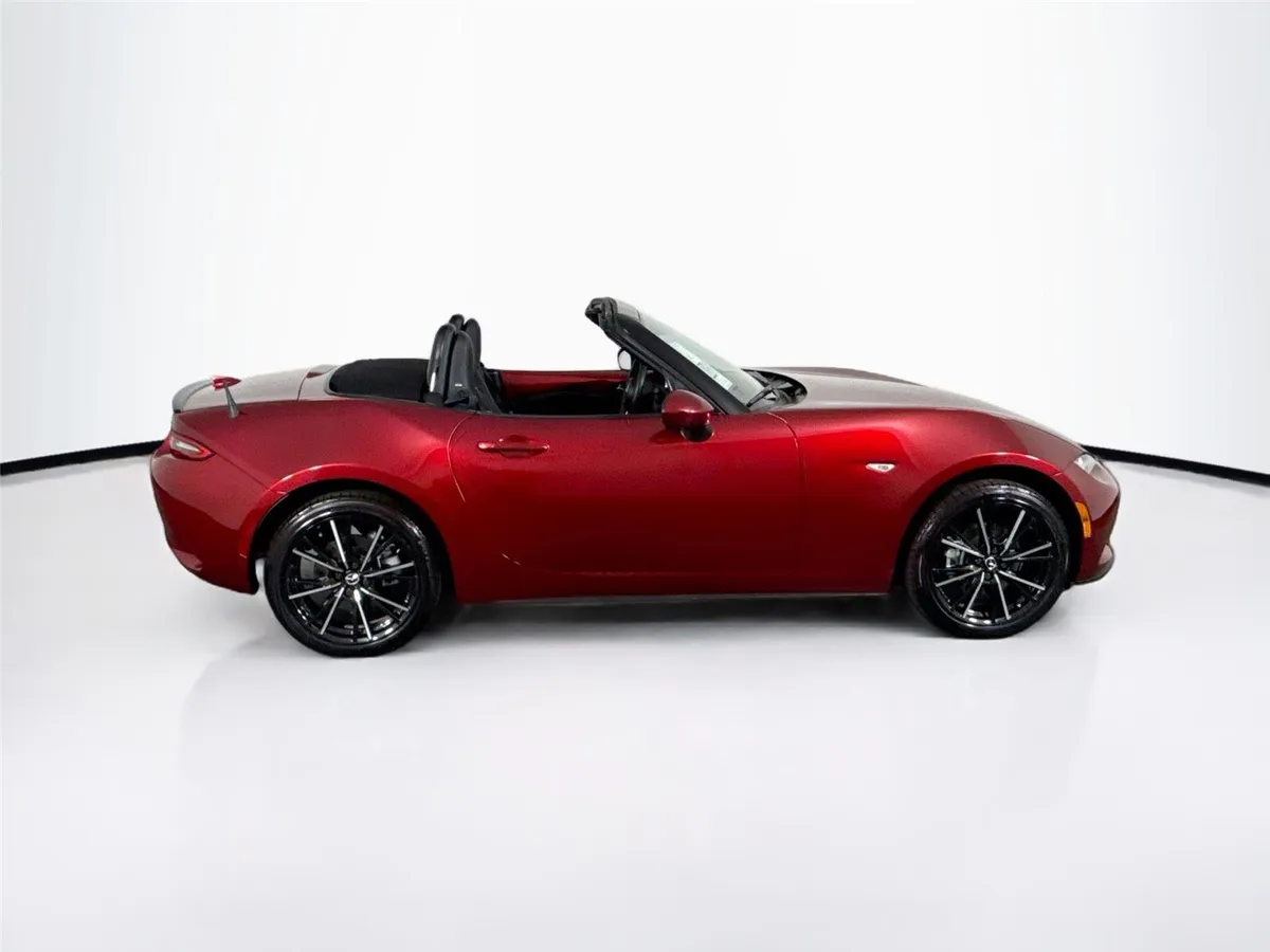 2025 Mazda MX-5 Miata Grand Touring thumbnail 15