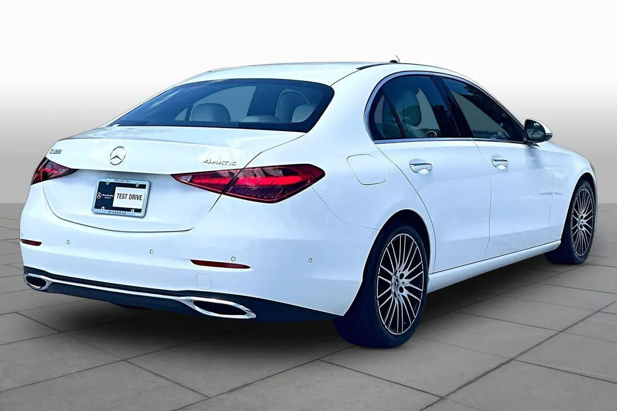 2025 Mercedes-Benz C 300 C 300 thumbnail 13