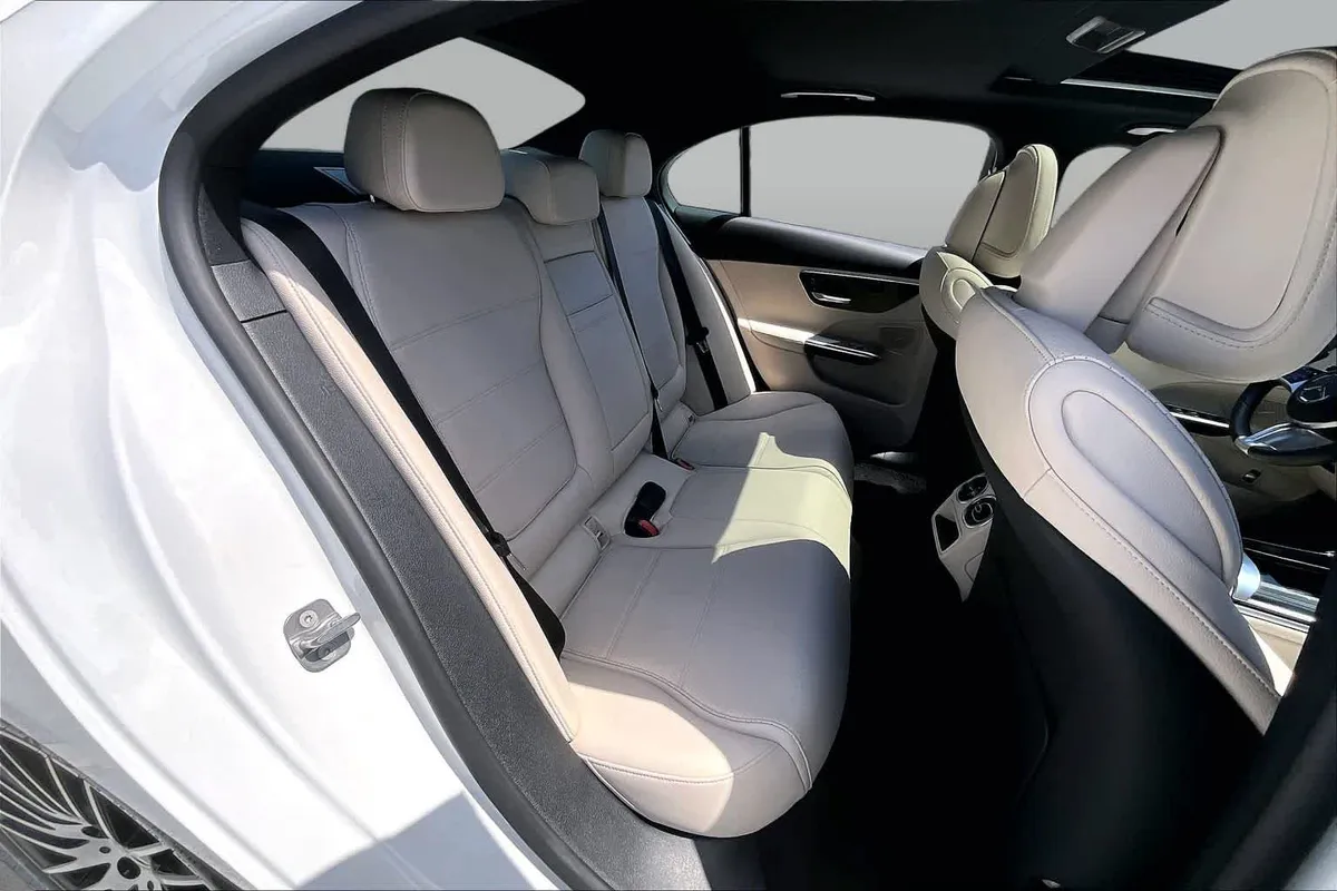 2025 Mercedes-Benz C 300 C 300 thumbnail 20