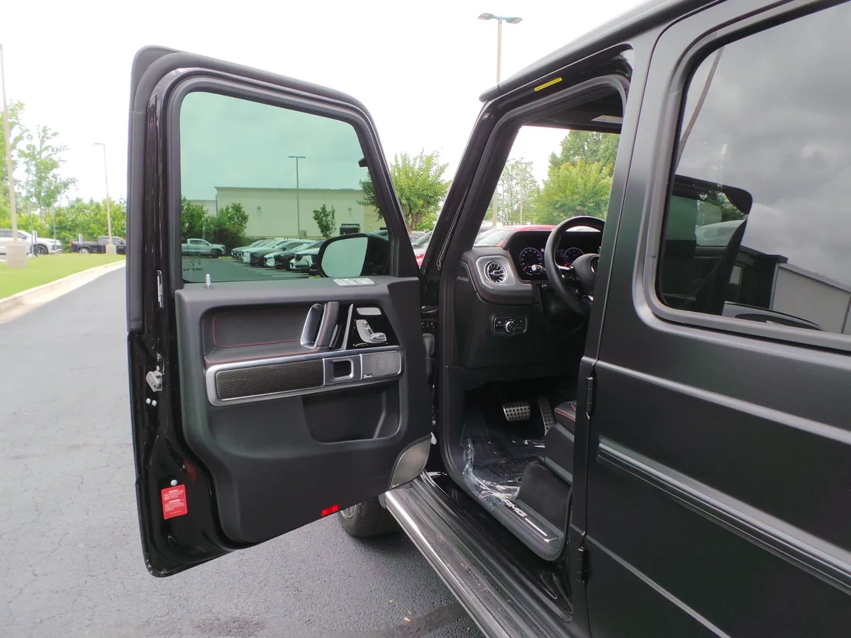 2025 Mercedes-Benz G-Class AMG® G 63 thumbnail 32