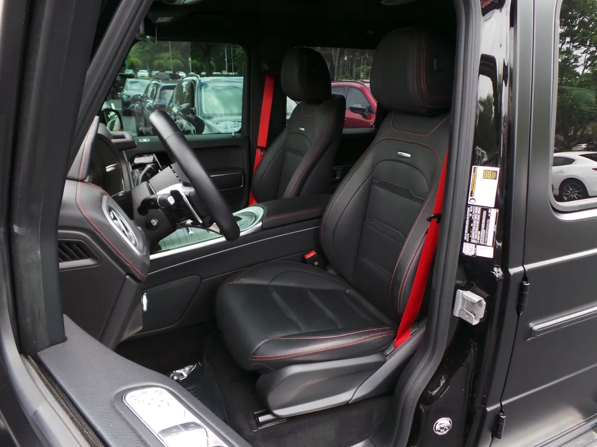 2025 Mercedes-Benz G-Class AMG® G 63 thumbnail 8