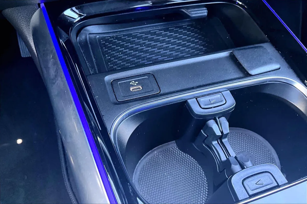 2025 Mercedes-Benz GLA 250 GLA 250 thumbnail 35