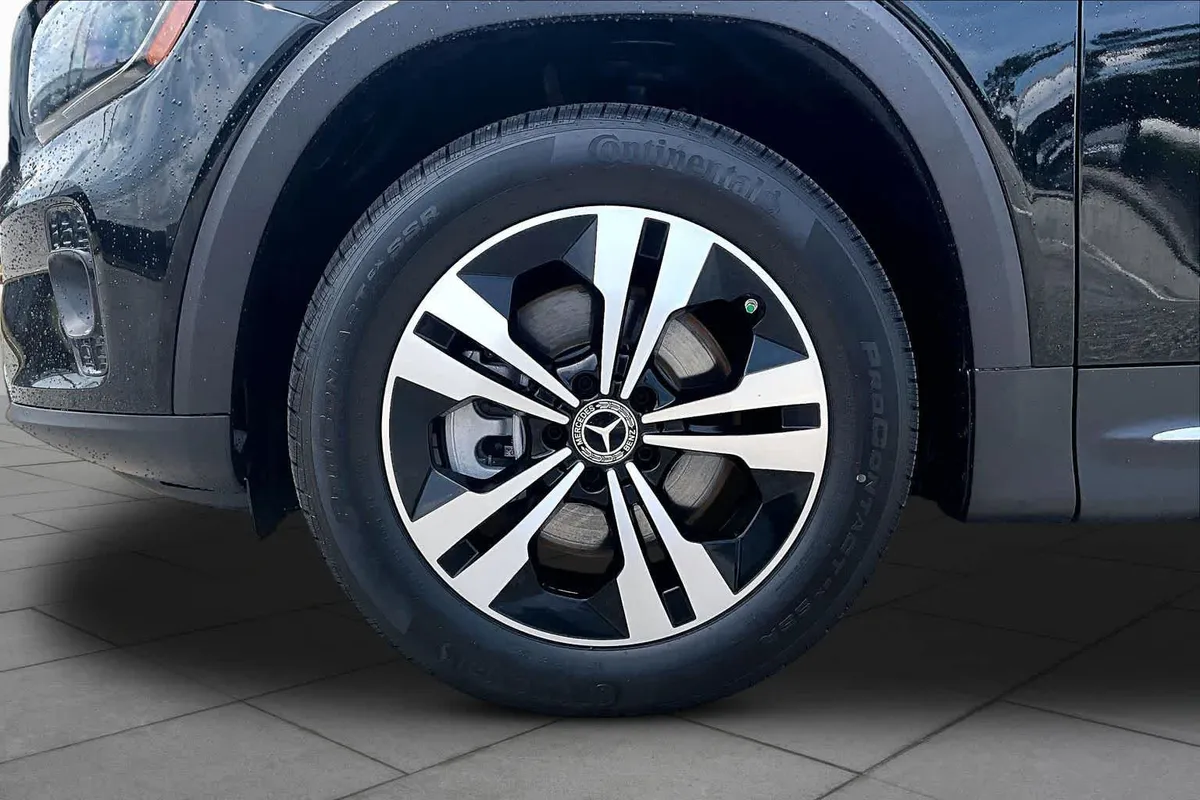 2025 Mercedes-Benz GLB 250 GLB 250 thumbnail 11
