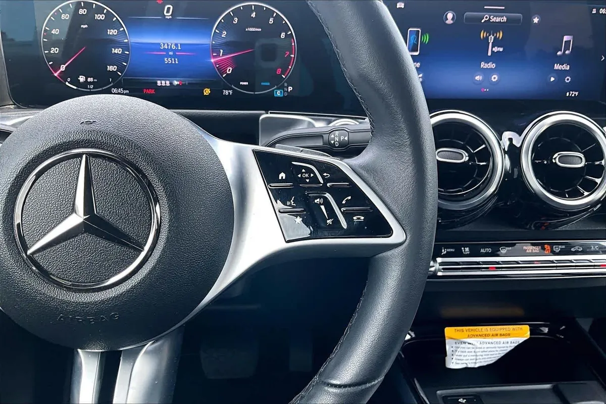 2025 Mercedes-Benz GLB 250 GLB 250 thumbnail 25