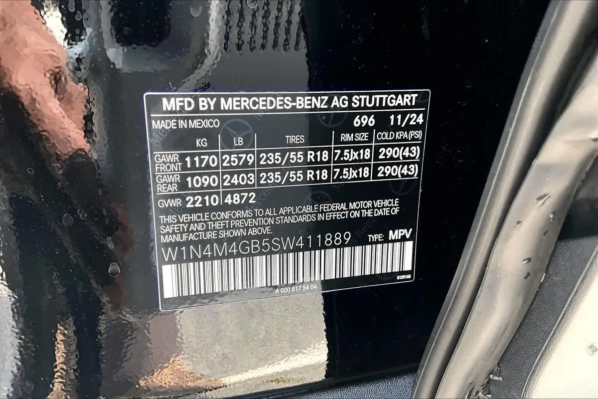 2025 Mercedes-Benz GLB 250 GLB 250 thumbnail 37