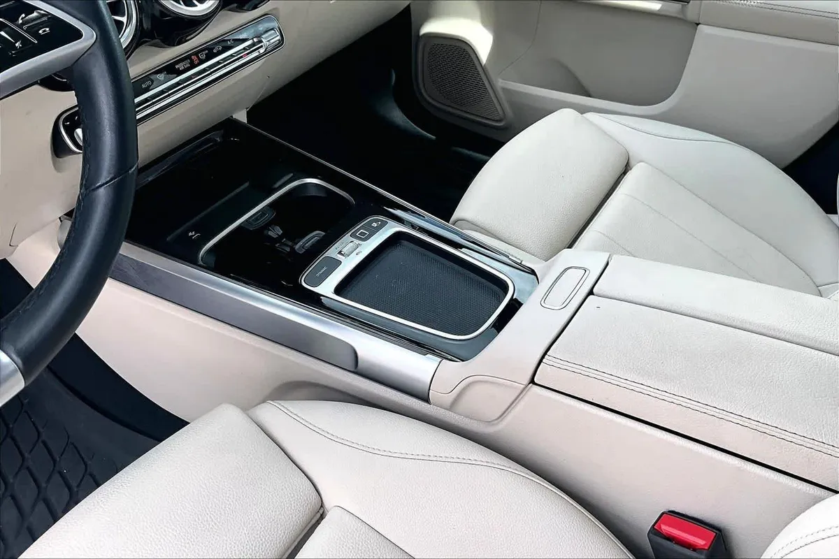 2025 Mercedes-Benz GLB 250 GLB 250 thumbnail 17