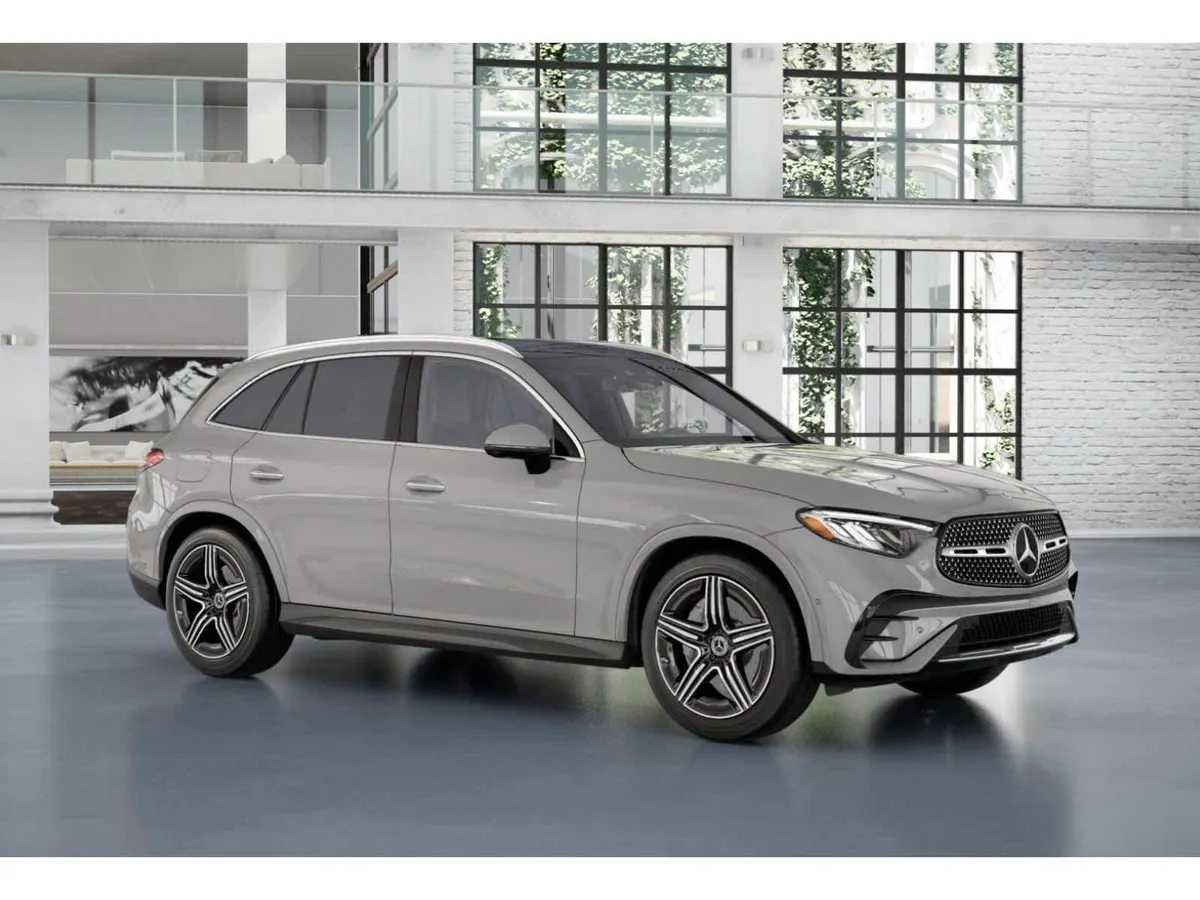 2025 Mercedes-Benz GLC 300 GLC 300 thumbnail 12