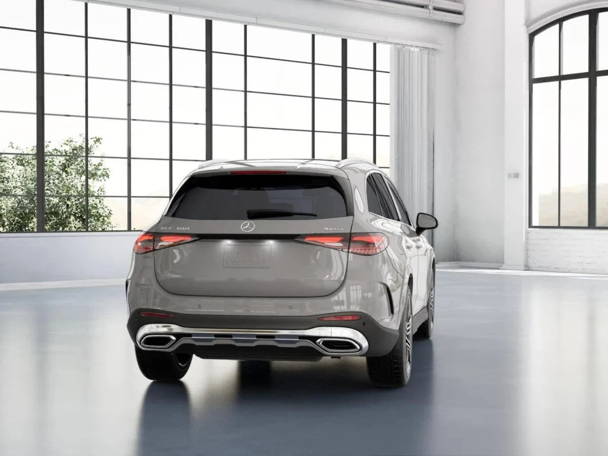 2025 Mercedes-Benz GLC 300 GLC 300 thumbnail 23