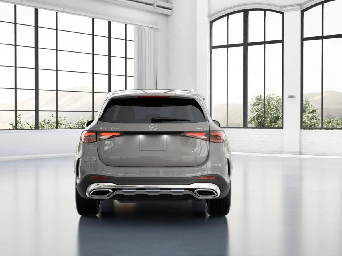 2025 Mercedes-Benz GLC 300 GLC 300 thumbnail 24