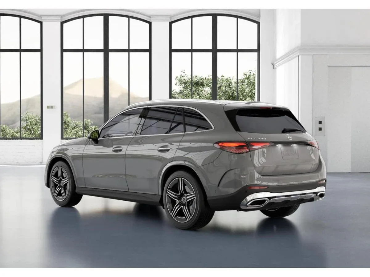 2025 Mercedes-Benz GLC 300 GLC 300 thumbnail 28