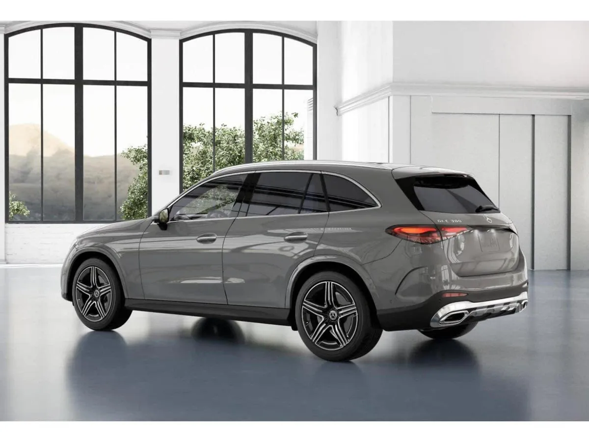 2025 Mercedes-Benz GLC 300 GLC 300 thumbnail 29