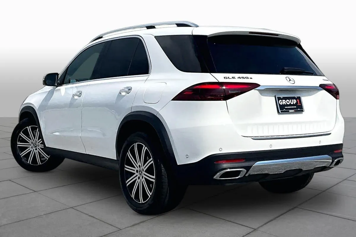 2025 Mercedes-Benz GLE 450e GLE 450e thumbnail 12