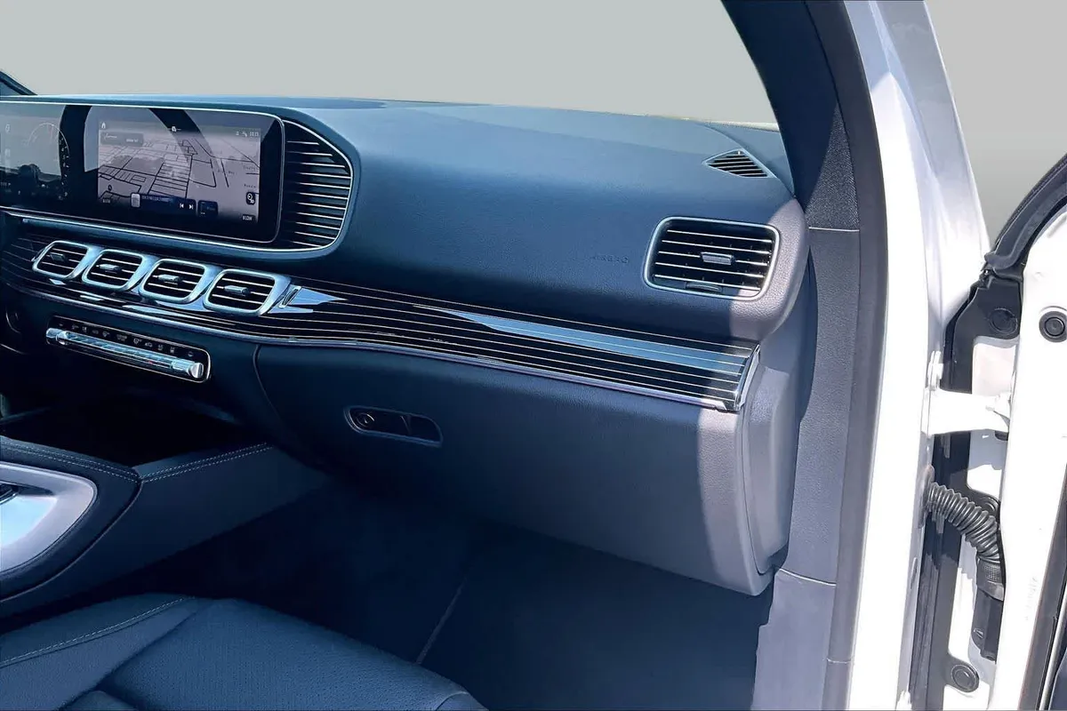2025 Mercedes-Benz GLE 450e GLE 450e thumbnail 19