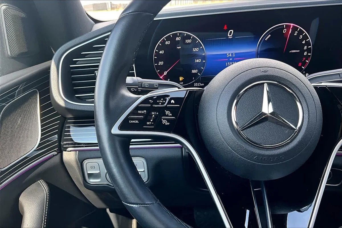 2025 Mercedes-Benz GLE 450e GLE 450e thumbnail 24