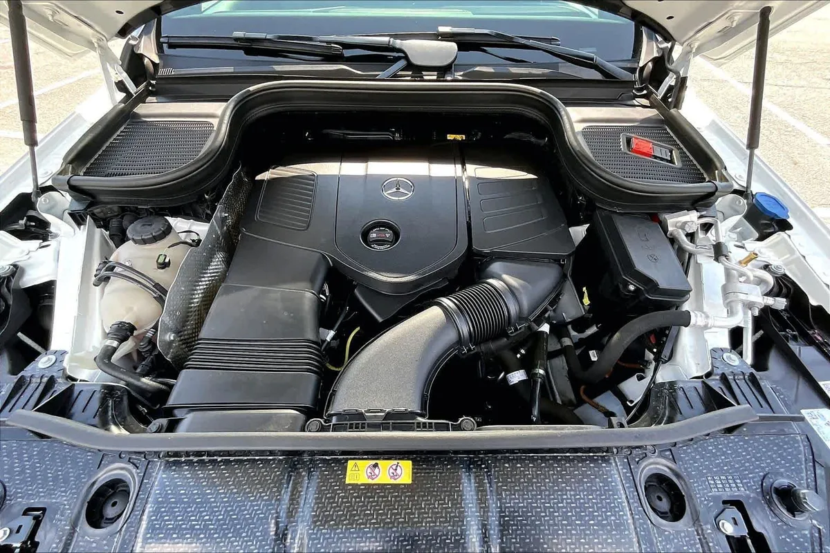 2025 Mercedes-Benz GLE 450e GLE 450e thumbnail 32
