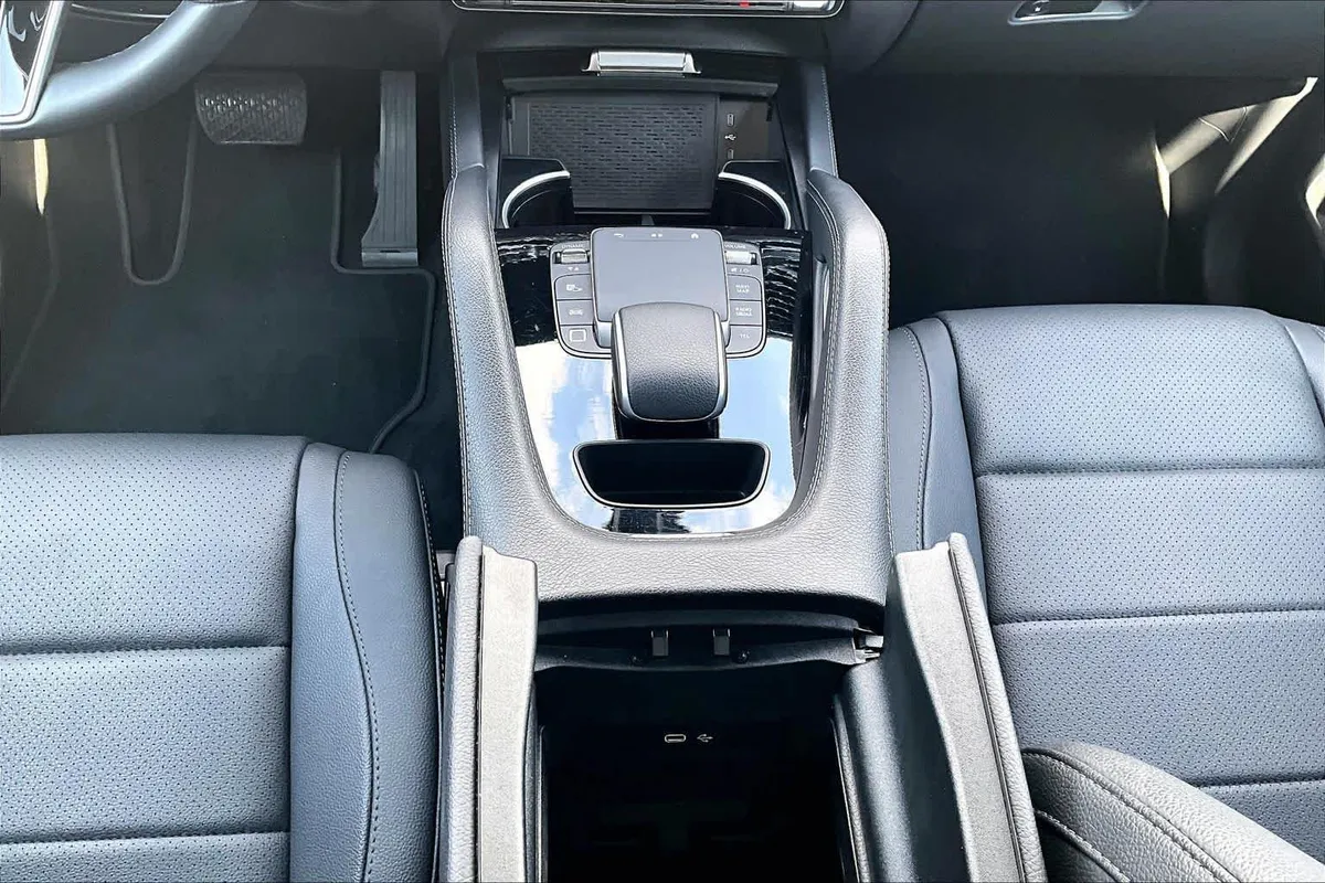 2025 Mercedes-Benz GLE 450e GLE 450e thumbnail 35
