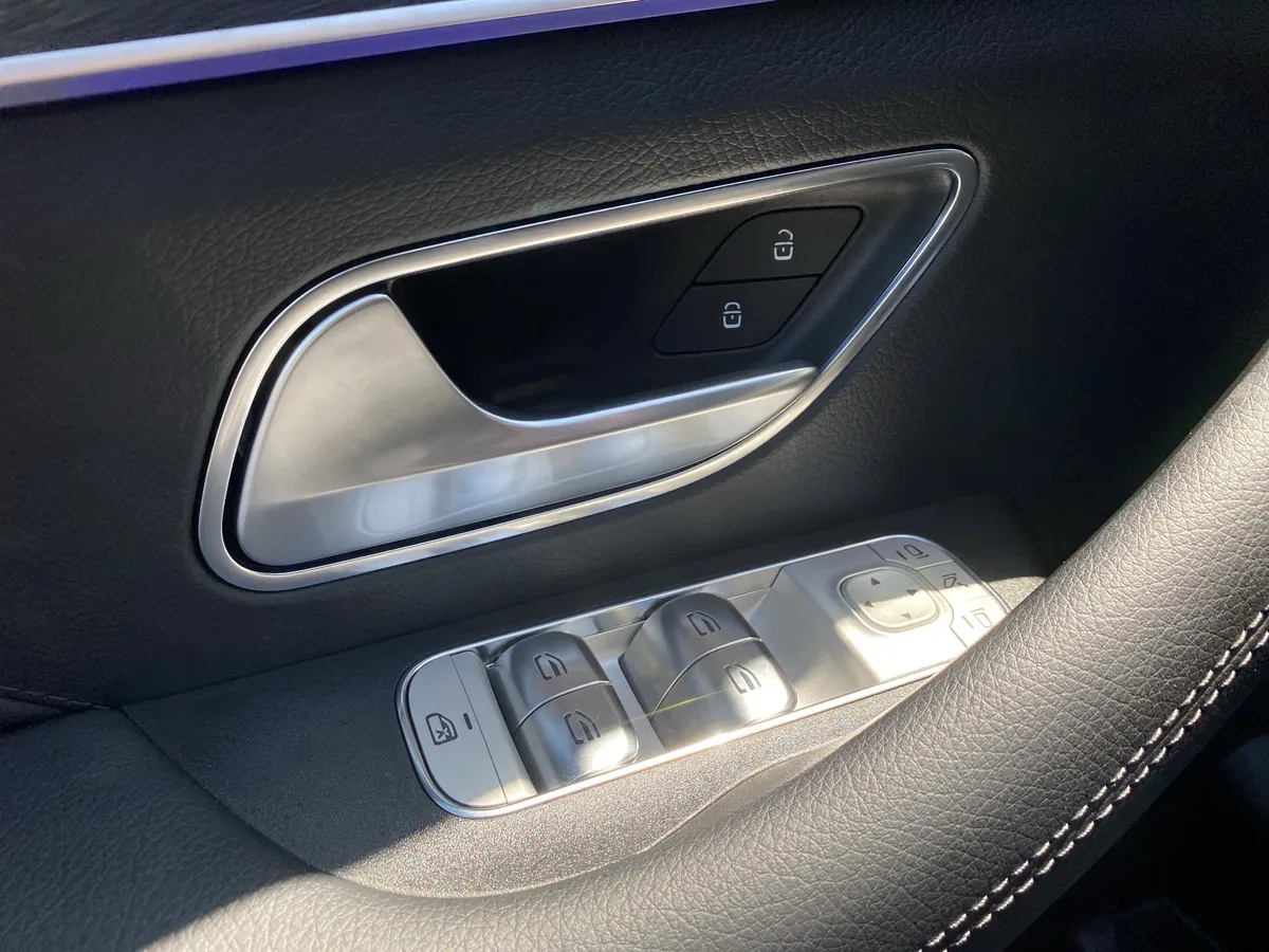 2025 Mercedes-Benz GLE GLE 450 thumbnail 19