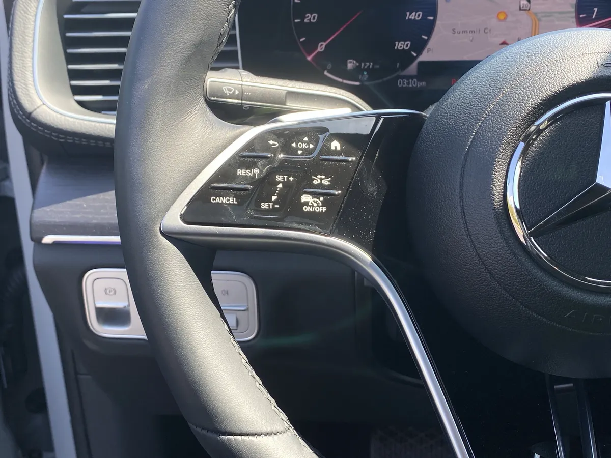 2025 Mercedes-Benz GLE GLE 450 thumbnail 24
