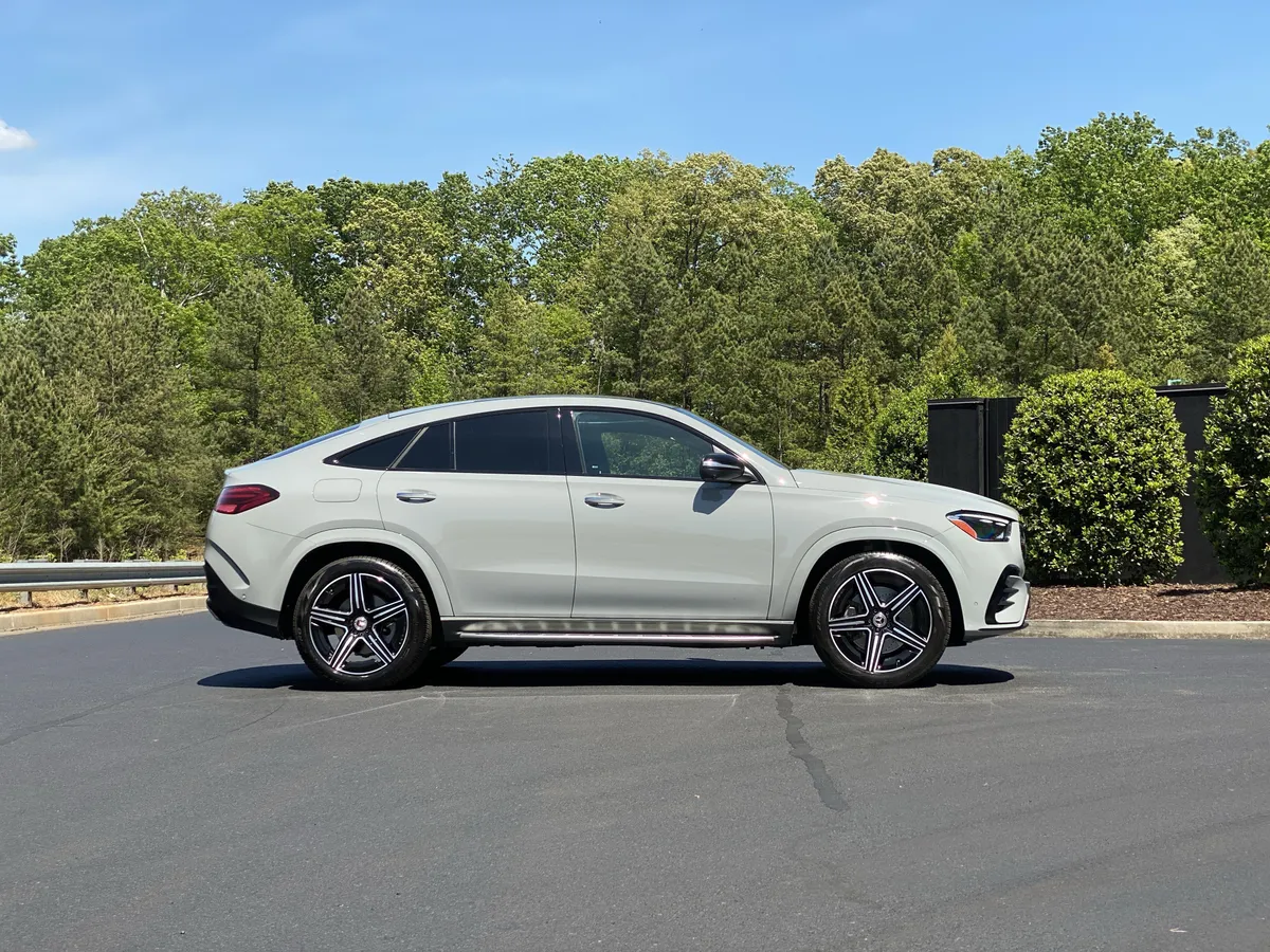 2025 Mercedes-Benz GLE GLE 450 thumbnail 4