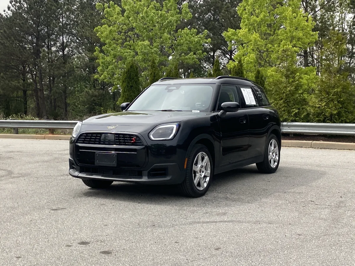 2025 MINI Countryman S thumbnail 11
