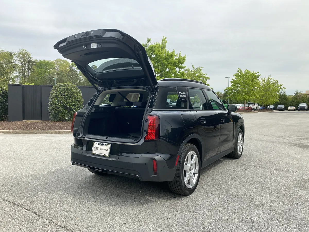 2025 MINI Countryman S thumbnail 36