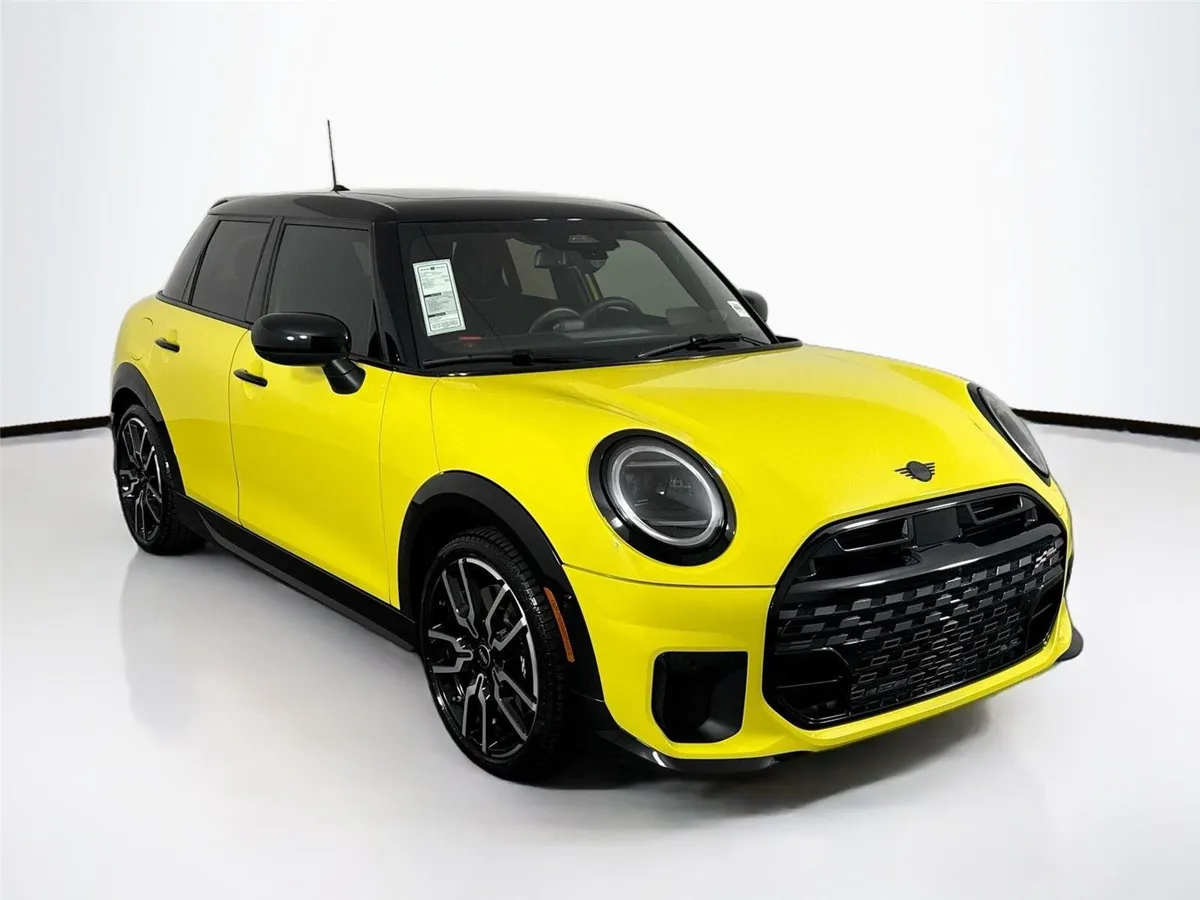 2025 MINI Hardtop 4 Door Cooper S thumbnail 10