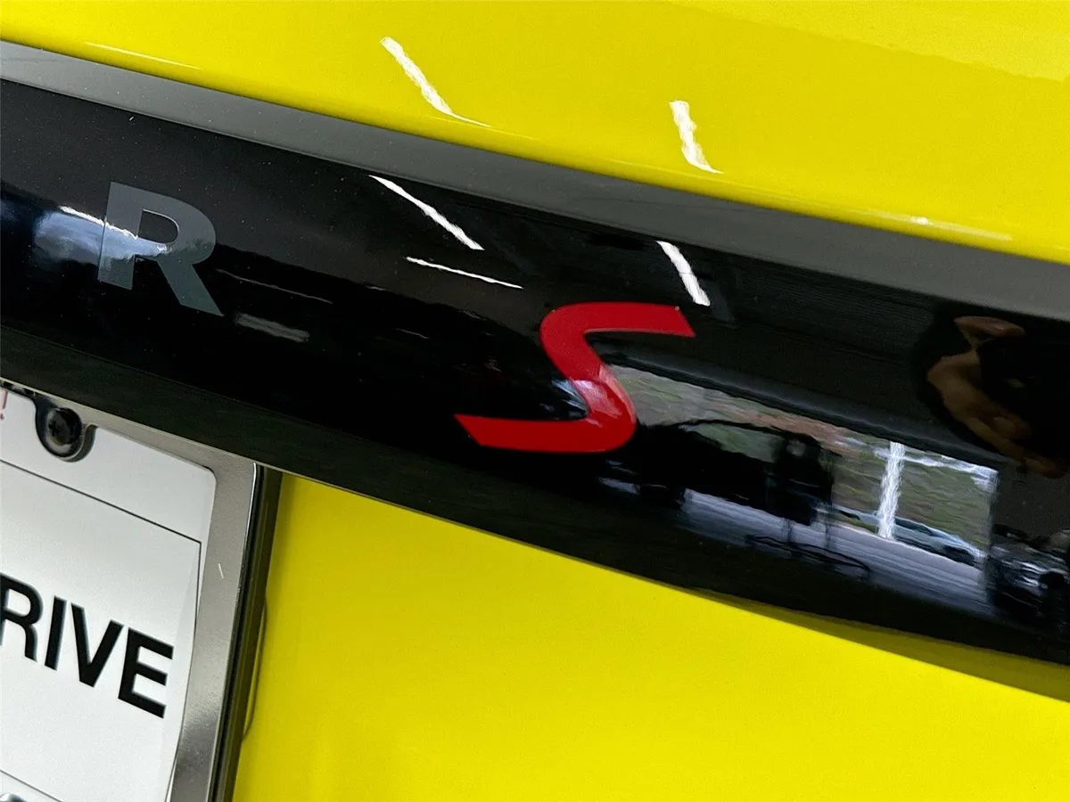 2025 MINI Hardtop 4 Door Cooper S thumbnail 15