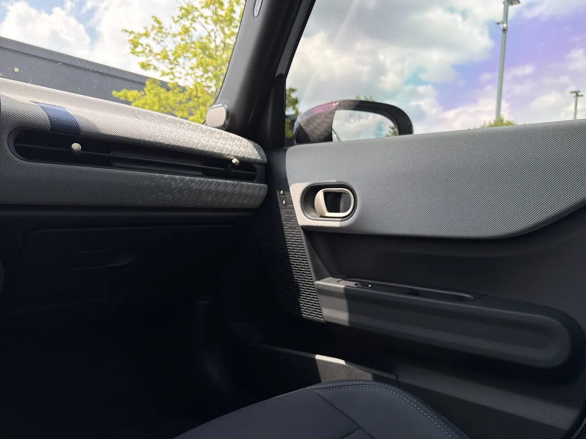 2025 MINI Hardtop 4 Door Cooper S thumbnail 21
