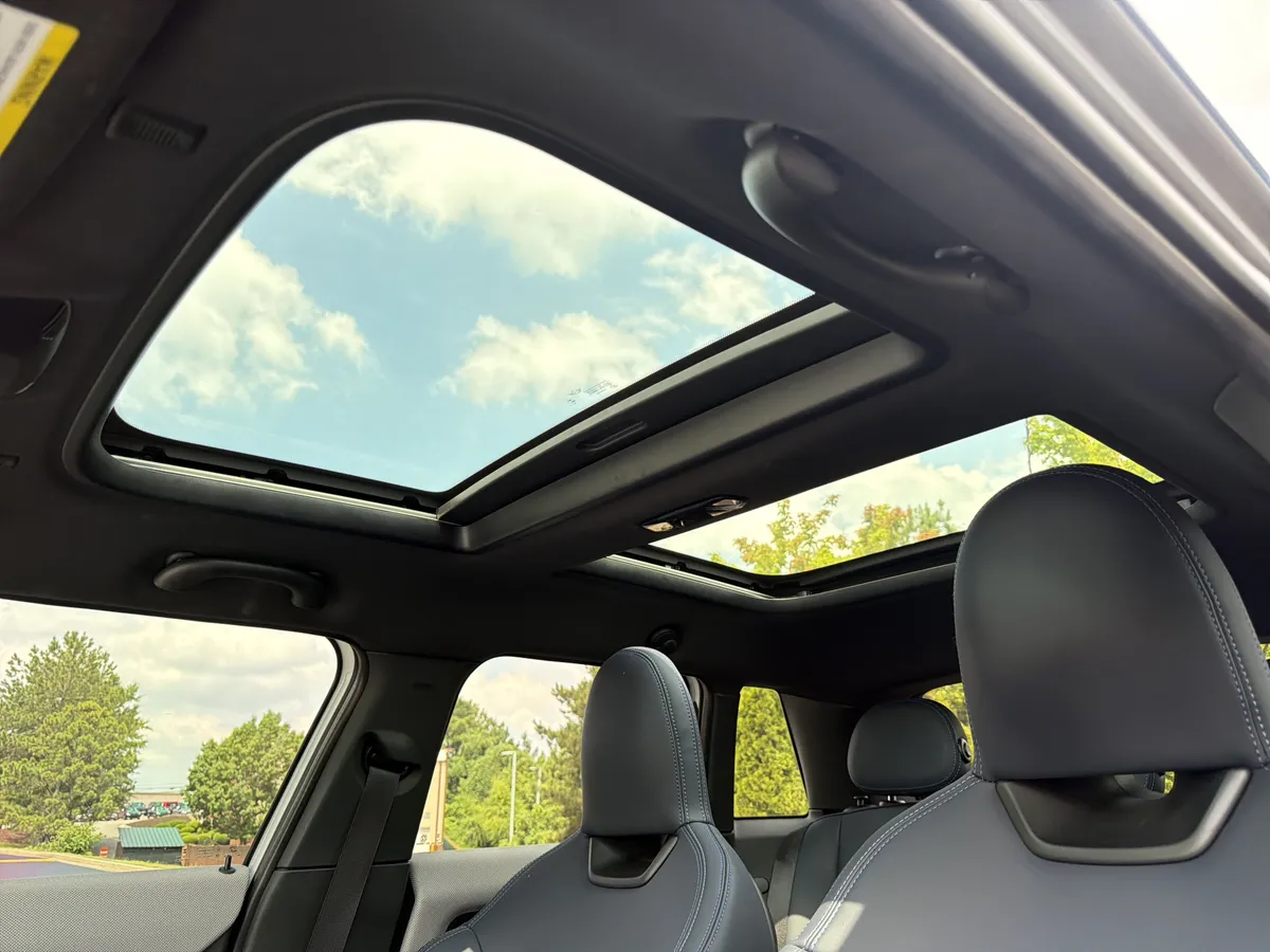 2025 MINI Hardtop 4 Door Cooper S thumbnail 7