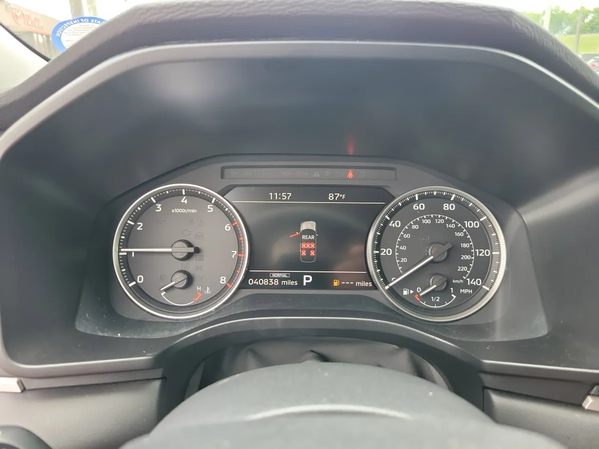 2025 Mitsubishi Outlander SE thumbnail 19