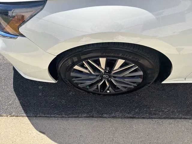 2025 Nissan Altima 2.5 SV thumbnail 11