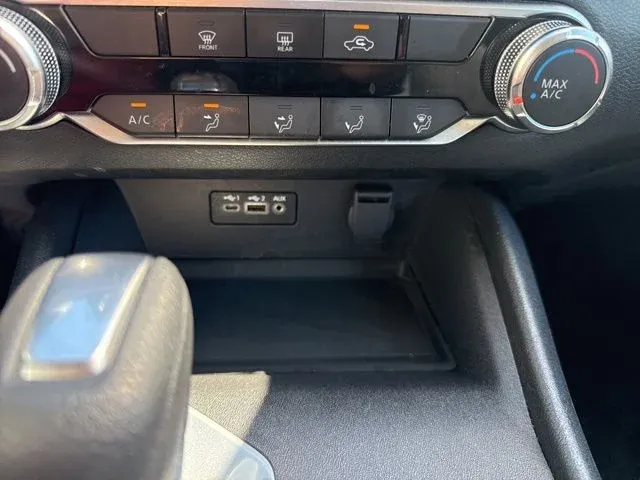 2025 Nissan Altima 2.5 SV thumbnail 34