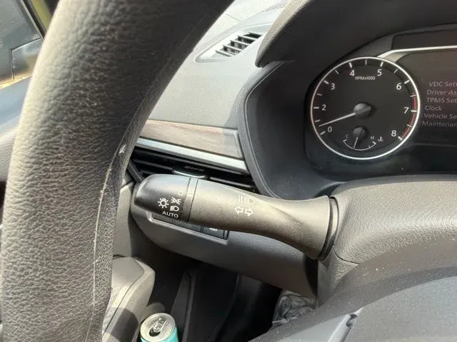 2025 Nissan Altima 2.5 SV thumbnail 32