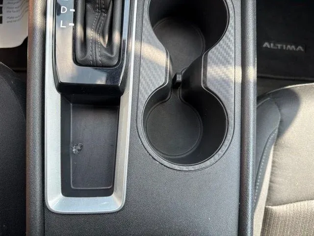 2025 Nissan Altima 2.5 SV thumbnail 37