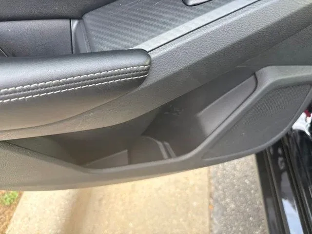 2025 Nissan Altima 2.5 SV thumbnail 16